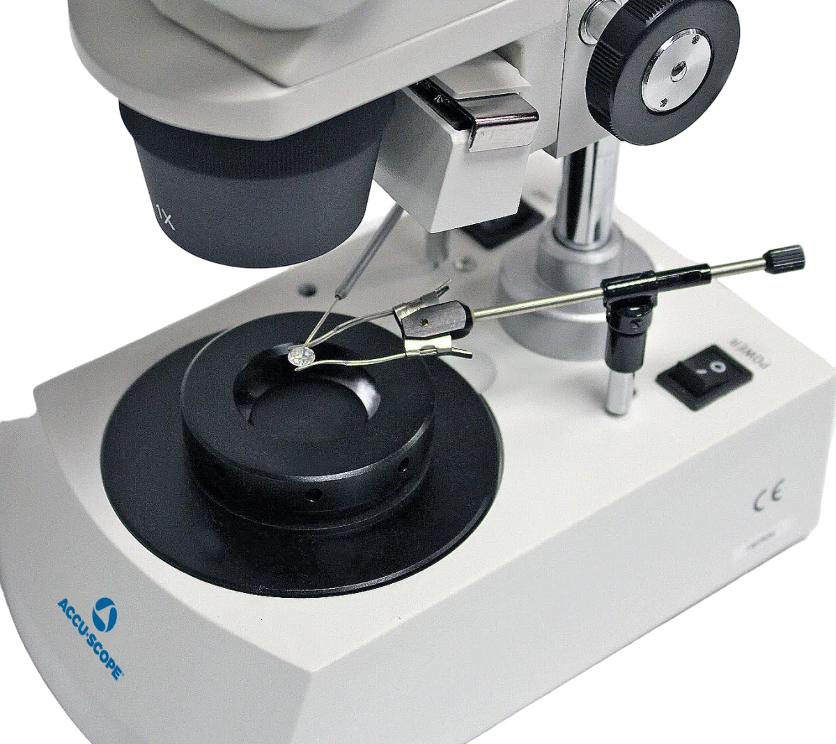 Accu-Scope 3052 Stereo Microscope with 1x and 3x Objectives, Darkfield and Gem Clamp