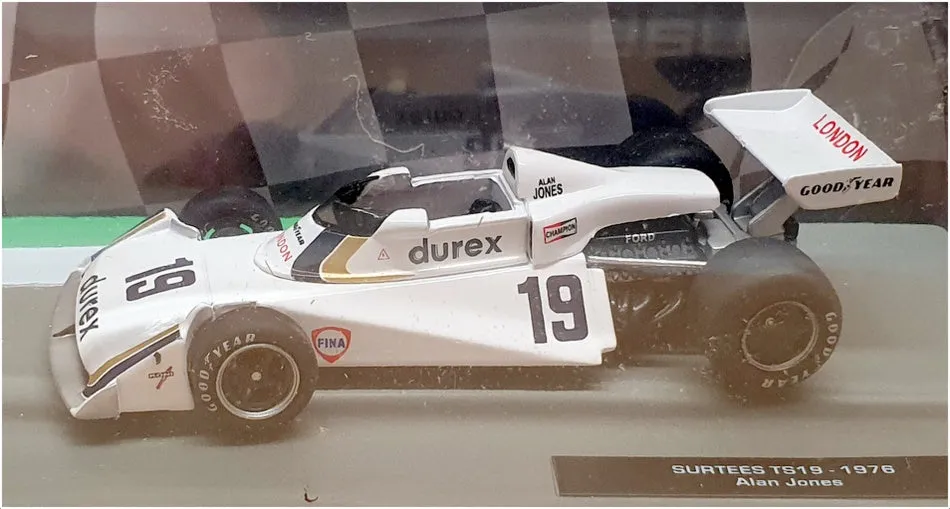 Altaya 1/43 Scale AT301122A - F1 1976 Surtees TS18 #19 A. Jones - White