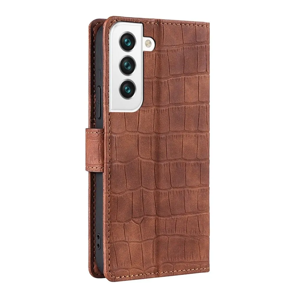 Crocodile textured leather case for Samsung Galaxy S22 Plus - Brown