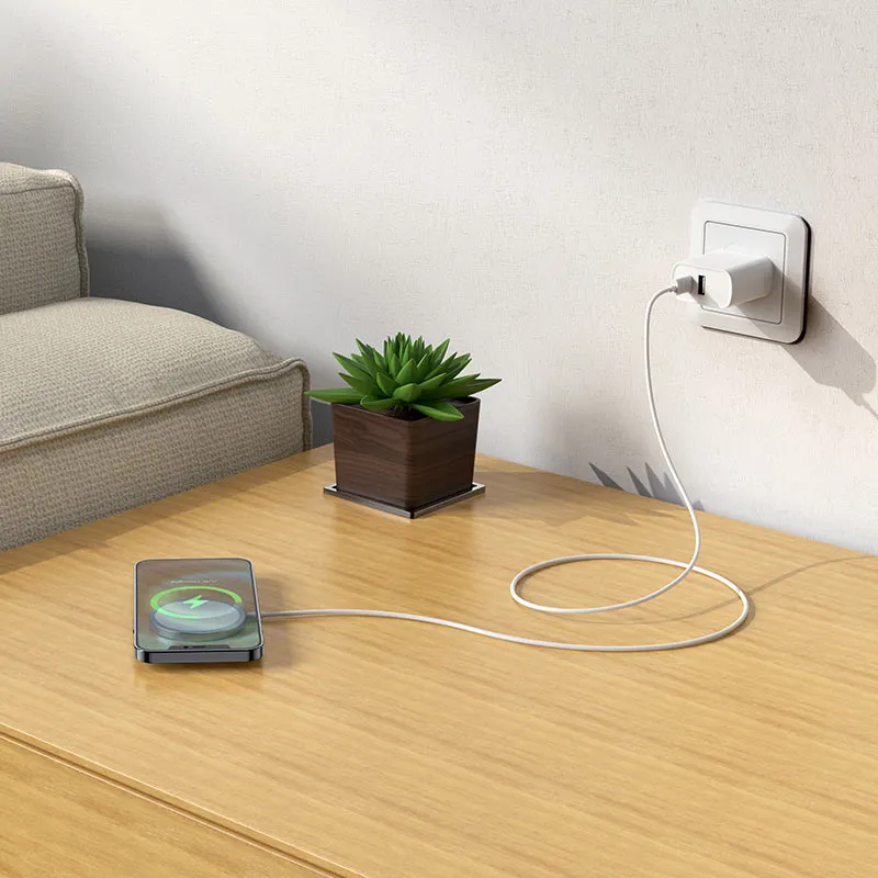 MagCharge 15W Wireless Fast Charger - White | 030023