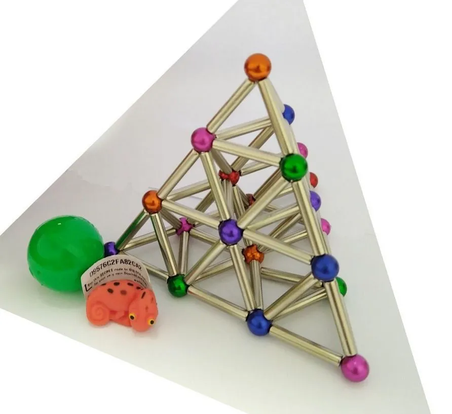 Magnetic Rods & Balls - Magnetic Building Set & Sqwishland Collectors Toy