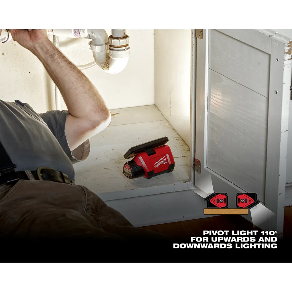 Milwaukee M12 Rover Service And Repair Flood Light with USB Charging