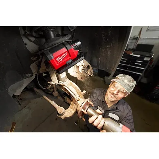 Milwaukee M12 Rover Service And Repair Flood Light with USB Charging