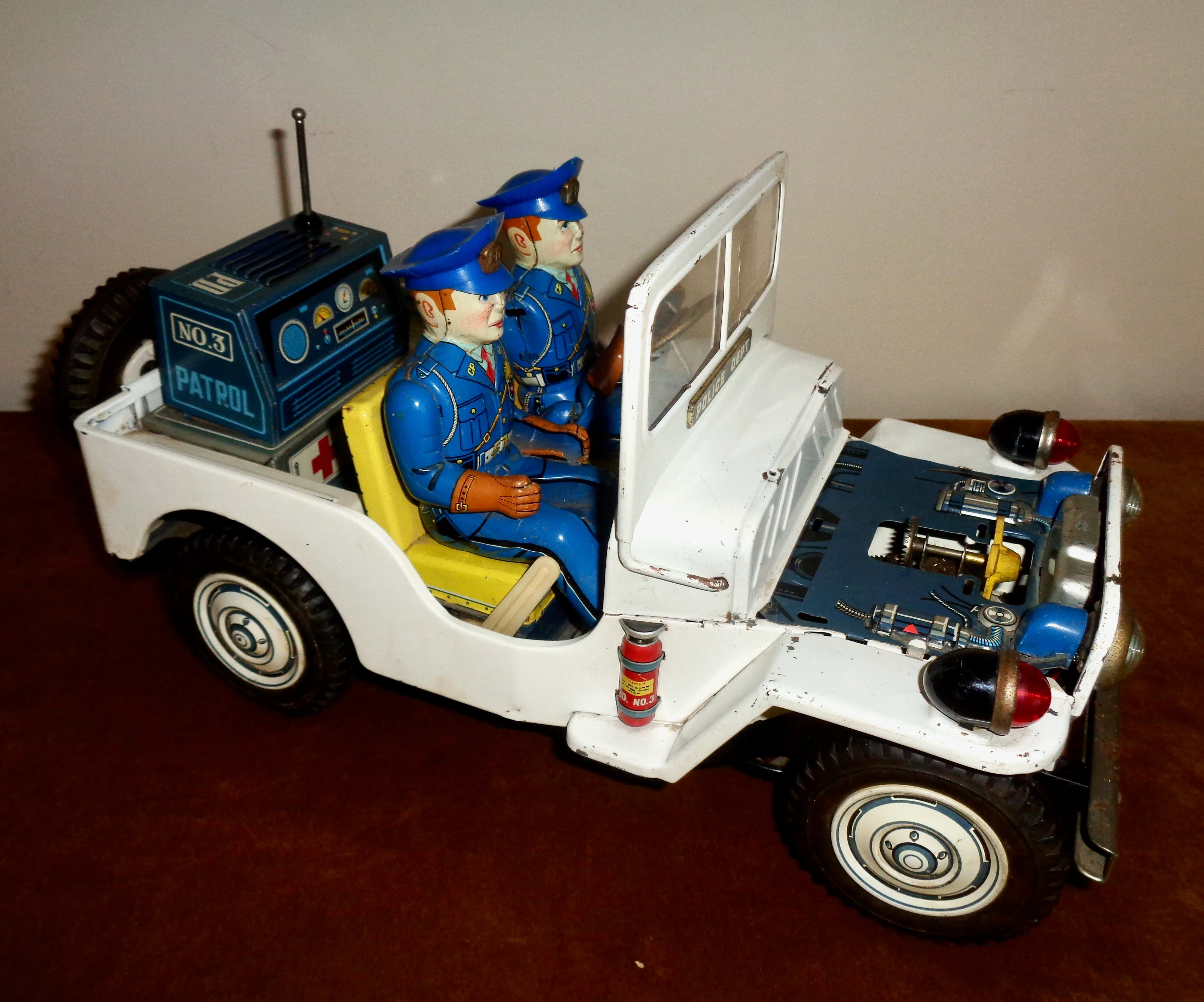 Vintage Tinplate TN Tomura Battery Operated Police Jeep Made in Japan