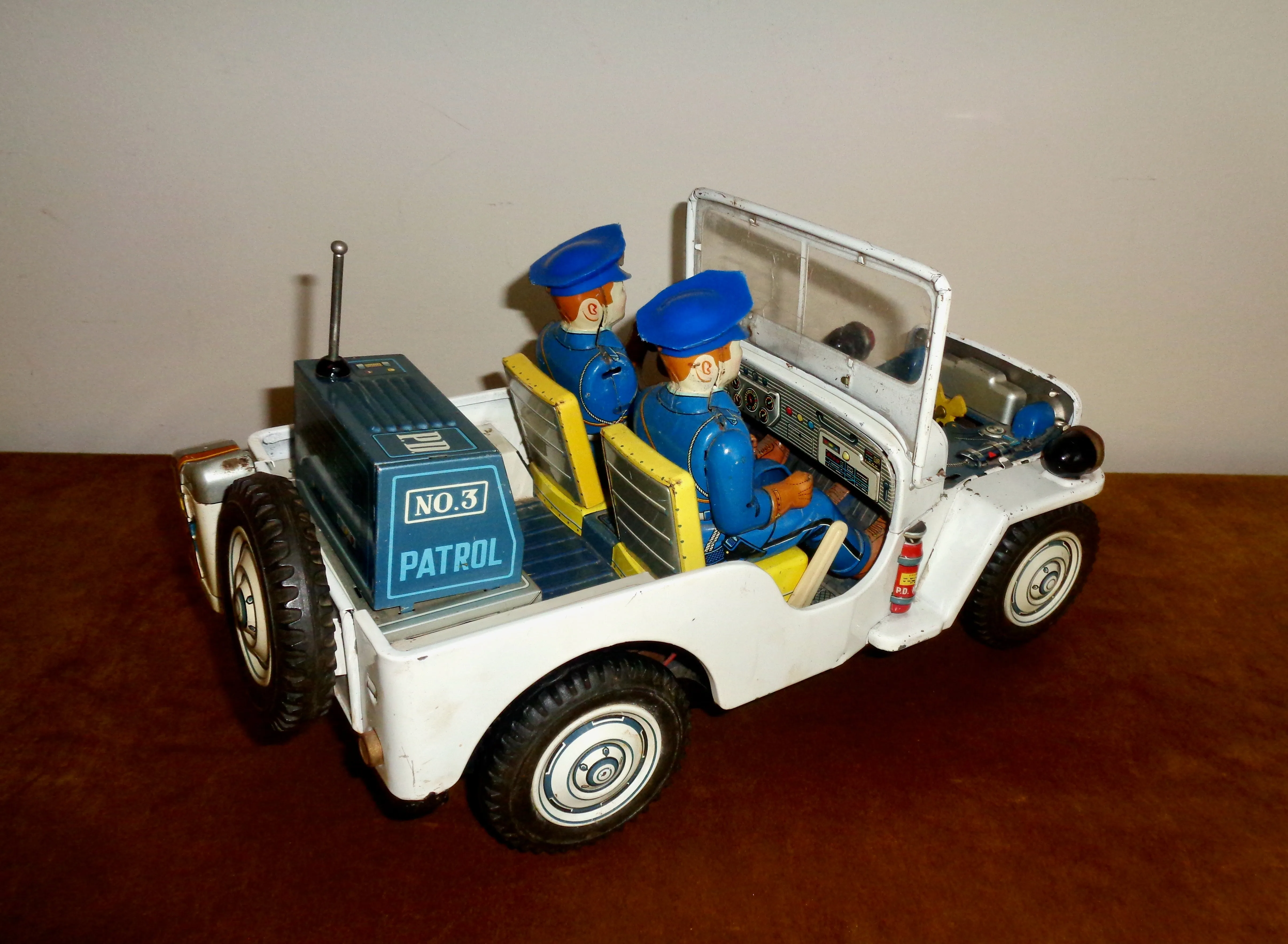 Vintage Tinplate TN Tomura Battery Operated Police Jeep Made in Japan